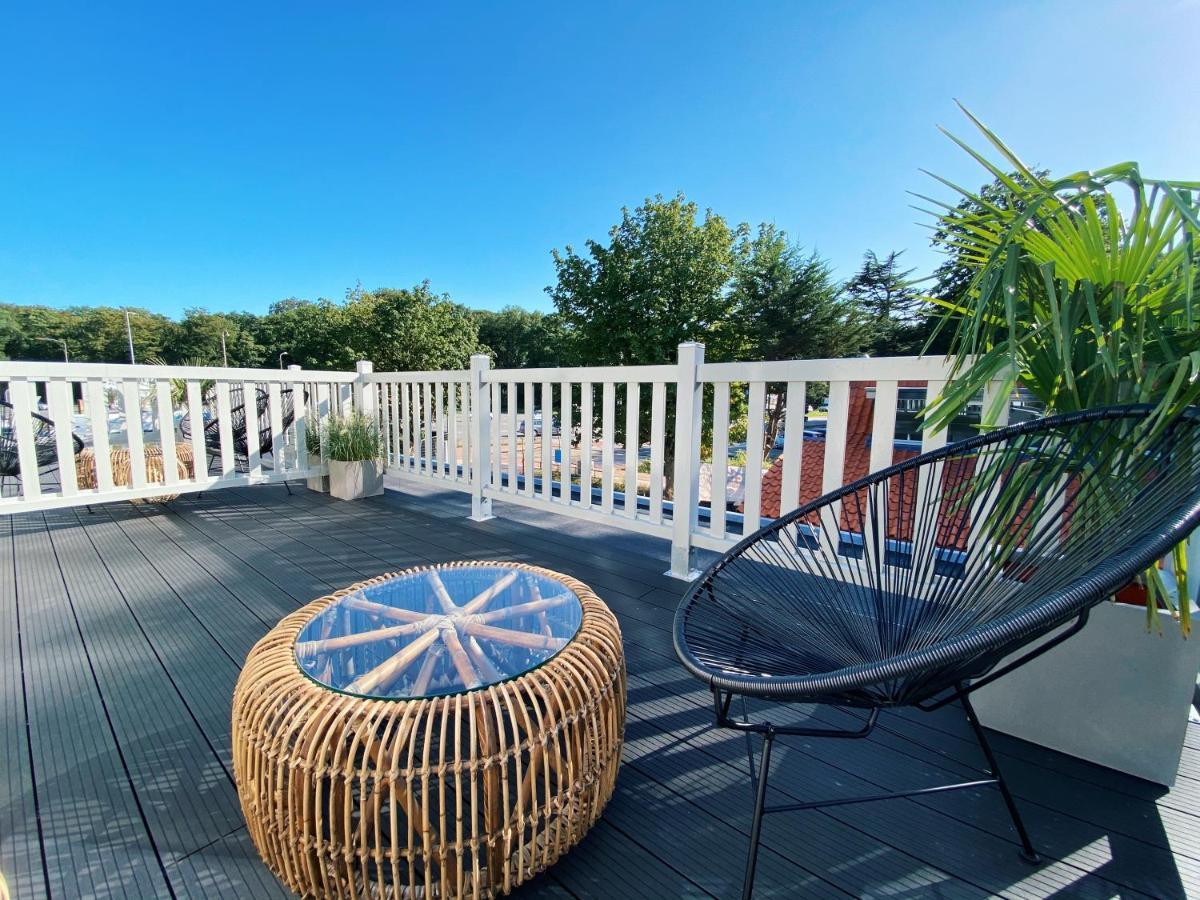 Luxurious Historical Loft Close To The Beach!! Васенар Екстериор снимка