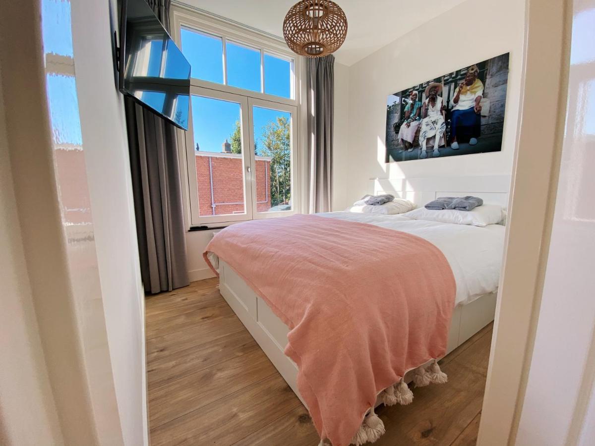 Luxurious Historical Loft Close To The Beach!! Васенар Екстериор снимка